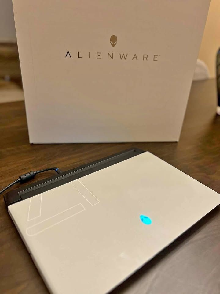 ALIENWARE LAPTOP